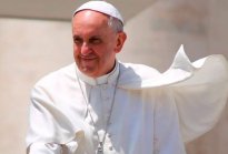 No hacer justicia con nuestras manos sino confiarnos en Dios, exhorta el Papa Francisco No hacer justicia con nuestras manos sino confiarnos en Dios, exhorta el Papa Francisco
